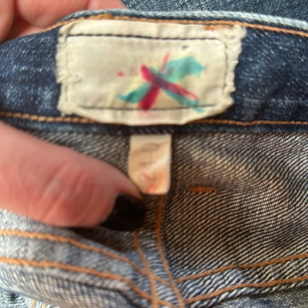 MARNI Current Elliott Embellished Belted Jeans 24 - Picture 7 of 7